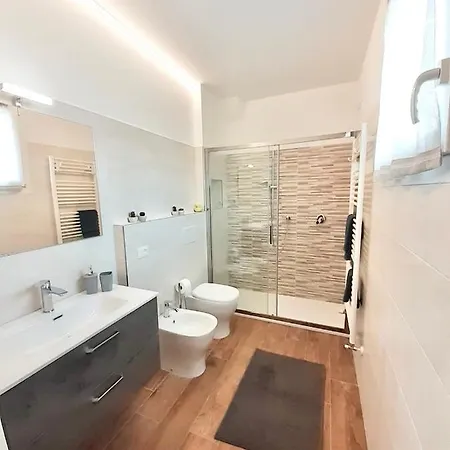 Con Vista Mare E Giardino - Amanecer Holiday home *