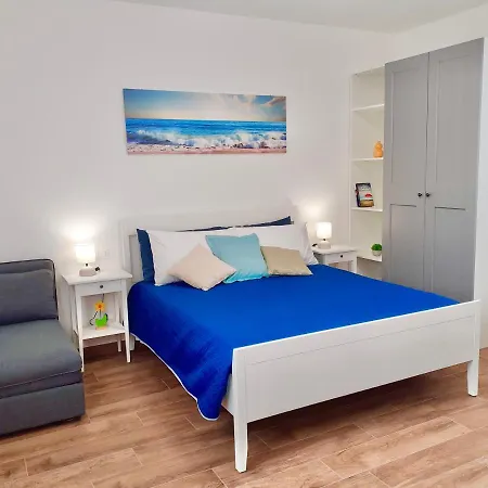 Con Vista Mare E Giardino - Amanecer Ferienhaus *