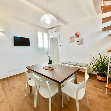 Con Vista Mare E Giardino - Amanecer Ferienhaus *