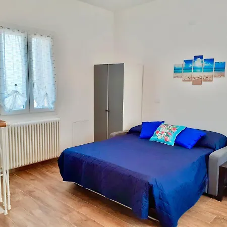 Con Vista Mare E Giardino - Amanecer