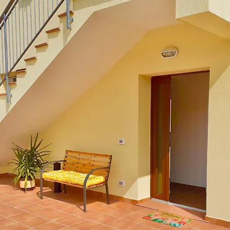 Con Vista Mare E Giardino - Amanecer Ferienhaus Marzocca di Senigallia