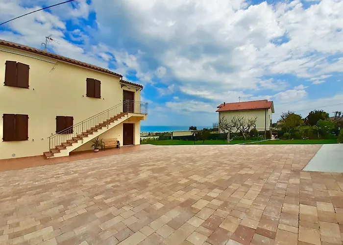 Con Vista Mare E Giardino - Amanecer * Marzocca