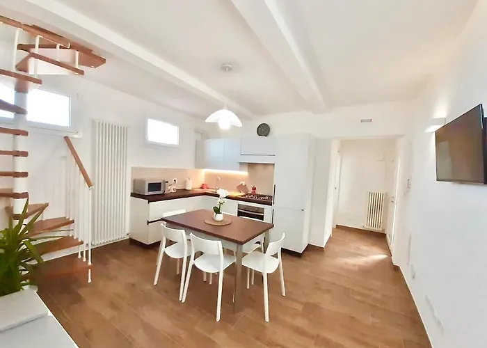 Con Vista Mare E Giardino - Amanecer * Marzocca